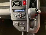 納車前にはプロのメカニックが、各部の点検を行います。ディーラーにしか出来ない品質、そしてサービスできっと満足していただけると思います!