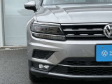 【LEDヘッドライト】遠くまでクリアな視界を確保します。