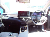 周りが見やすく運転しやすいお車です♪