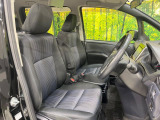運転席シート廻りは使用感も少なく、良好な状態となっています。前オーナー様が丁寧に使っていたことがよくわかりますね。