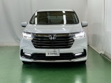 LEDヘッドライトを装備しています。LEDヘッドライトはとても明るく、雨の日や夜間走行も安全・安心です。オートライトコントロール付きで周囲の明るさに応じて自動で点灯・消灯します