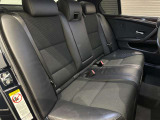 ナンバー付きの車両は公道試乗可能です(登録済未使用車など一部除く)。また、取り回しの確認など、広い場内でご試乗も可能です。お気軽に申し付けください。
