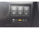 ETC装備。安全支援スイッチも運転席側に装備されています。