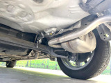 お車を安心してお乗りいただく為には、足回りの定期点検が欠かせません。サービスサポート(有償保証)では無料点検もご提供しており、安心のカーライフをお過ごしいただけるサポート体制が整っています。