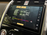 【コンフォートパック メーカーop価格￥239000】フロントセンターコンソール急速クーラーボックス、4ゾーンクライメートコントロール、空気清浄システムプラスが装備、より快適なドライブがお楽しみいただけます。