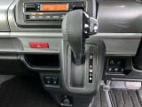 CVT(無段階変速)を搭載。変速ショックが無く加速がとってもスムーズです!エンジン負荷を抑えて、低燃費を実現しています◎