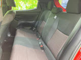 ドライバー視点からの広々とした空間。操作しやすい配置で、運転に集中できます。快適なドライブをサポートします。