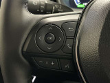 マルチインフォメーションディスプレイ内の表示切替や運転支援機能、オーディオの操作をステアリングから手を放さず行うことができ、運転に集中できます。