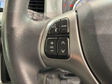 ステアリングにオーディオ操作スイッチが付いています。オーディオ画面に直接タッチしなくても操作が出来ますので、運転に集中できます。
