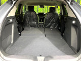 普段のお買い物や通勤、送迎等に十分な荷室スペースを確保しております。セカンドシートを倒すと、大きな荷物の積載も可能です♪