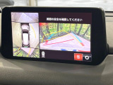【360&deg;ビューモニター】専用のカメラにより、上から見下ろしたような視点で360度クルマの周囲を確認することができます☆死角部分も確認しやすく、狭い場所での切り返しや駐車もスムーズに行えます。