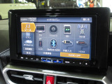 ナビゲーションはアルパイン9インチメモリーナビを装着しております。AM、FM、CD、DVD再生、Bluetooth、フルセグTVがご使用いただけます。初めて訪れた場所でも安心ですね!