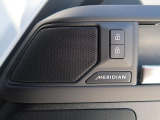 MERIDIANは英国のプレミアムオーディオブランドです。重低音から高音域までしっかりと再現でき、コンサートのような臨場感溢れる音響空間を実現します。どうぞ店頭にてご体感ください。