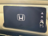 【9インチ ホンダコネクトディスプレイ】視認性の高い大画面ディスプレイでナビの使用や、お持ちのスマートフォンと連携したbluetoothでの音楽再生が可能です♪