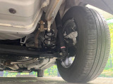 お車を安心してお乗りいただく為には、足回りの定期点検が欠かせません。サービスサポート(有償保証)では無料点検もご提供しており、安心のカーライフをお過ごしいただけるサポート体制が整っています。