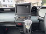 個性豊かなスタッフがお客様のご来店をお待ちしております。 女性の方、車に詳しくない方にも愛車選びをしっかりとサポート致します!!