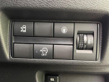 【パワースライドドア】スマートキーや運転席のスイッチでスライドドアの開閉が可能♪電動だから力を入れてドアを開ける必要が無く、小さいお子様でも、重い荷物を持っている時もラクに開け閉めできます♪