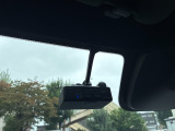 別途SDカードが必要になります。