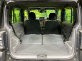 後席を格納すると、これだけの広さが!シーンに合わせたシートアレンジで、大きな荷物も積むことが出来ます♪