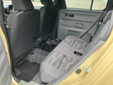 ドライバー目線からの視界は良好。操作性にも優れ、運転しやすい室内空間です。快適な運転体験を。