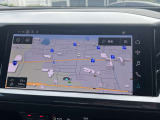 ●MMIナビゲーション『高解像度カラーディスプレイに、Bluetooth(R)接続によるハンズフリー通話機能を搭載しています。』