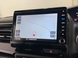 ナビゲーションを装備。多彩な機能で快適ドライブをアシスト。オーディオ機能も充実していますね。
