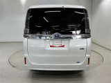 車内は家族みんなでゆったり乗れて驚くほど使いやすいです。