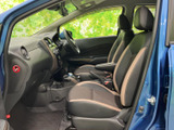 運転しやすい視界と操作性の高い配置が魅力です。快適なドライブをサポートする機能が満載です。