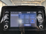 運転席からの視認性が高く、目的地までスムーズに導いてくれます。高精細な表示で、細部まで確認でき、快適なドライブをサポートします。
