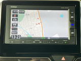 見やすい地図表示で、運転に集中できます。渋滞情報など、運転に役立つ情報を的確に把握し、快適なドライブをサポートします。