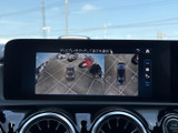 後方視界を広げ、安全な駐車をサポートします。障害物確認も容易で、狭い場所でも安心して運転できます。