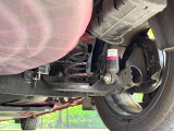 お車を安心してお乗りいただく為には、足回りの定期点検が欠かせません。サービスサポート(有償保証)では無料点検もご提供しており、安心のカーライフをお過ごしいただけるサポート体制が整っています。