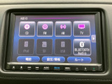 CD、ラジオ、USB、Bluetoothなど、多彩なソースに対応。お好みの音楽を存分にお楽しみいただけます。長距離ドライブも楽しく過ごせますね。