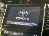 【メーカー純正ナビ】インテリアに溶け込むスタイリッシュな「専用設計」メーカーナビを装備♪視認性や操作性など基本性能にも優れ、より上質なカーライフをお楽しみいただけます。