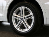 ご納車後も定期的に調子伺いをさせていただきます。12か月点検や車検整備のご案内もさせていただきます。安心してお乗りいただけますよう全力でサポートさせて頂きます。