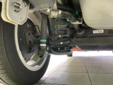 お車を安心してお乗りいただく為には、足回りの定期点検が欠かせません。サービスサポート(有償保証)では無料点検もご提供しており、安心のカーライフをお過ごしいただけるサポート体制が整っています。