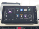快適なドライブをサポートするナビ・オーディオシステム。スマホ連携機能で、お気に入りの音楽やアプリを車内でも楽しめます。