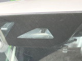 【ホンダセンシング】走行中に前方の車両等を認識し、衝突しそうな時は警報とブレーキで衝突回避と被害軽減をアシスト。より安全にドライブをお楽しみいただけます。