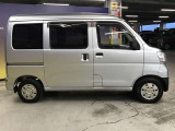 エンジンルーム、室内、クリーニング済みです。厳選したお車を屋内展示場にて展示中☆車両品質には自信がございます!ぜひ一度ご来店ください!!