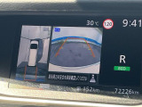 【アラウンドビューモニター】専用のカメラにより、上から見下ろしたような視点で360度クルマの周囲を確認することができます☆死角部分も確認しやすく、狭い場所での切り返しや駐車もスムーズに行えます。
