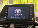 【8インチ ディスプレイオーディオ】大画面のディスプレイはAppleCarPlayやAndroidAutoが利用可能。大きな画面でスマホナビアプリ等が利用いただけます♪