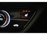 シートヒーター装備付き車!!座席に埋め込まれた電熱線によりシートを暖めることが出来る装備で、温められたシートは、寒い冬には最適です!!