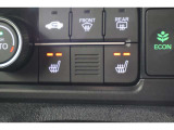 シートヒーター装備付き車!!座席に埋め込まれた電熱線によりシートを暖めることが出来る装備で、温められたシートは、寒い冬には最適です!!