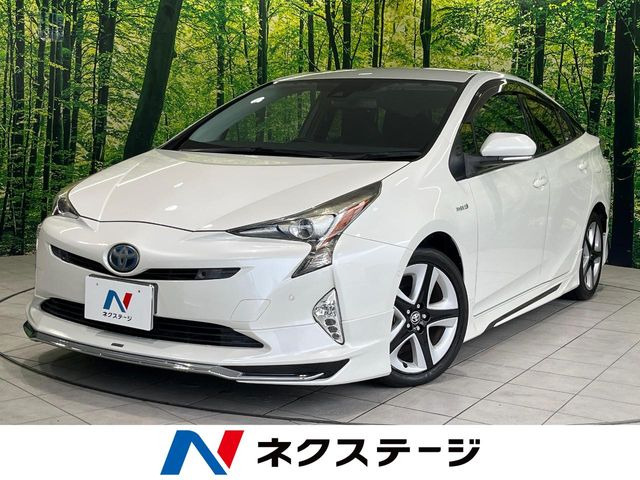 トヨタ プリウス 