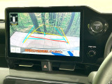 【バックカメラ】駐車時に後方がリアルタイム映像で確認できます。大型商業施設や立体駐車場での駐車時や、夜間のバック時に大活躍!運転スキルに関わらず、今や必須となった装備のひとつです!