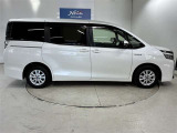 安心感のある力強い走り。静かな車内で家族とのおしゃべりが盛り上がります。