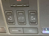 運転席天井部のサテライトスイッチです。