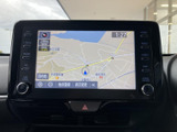 目的地設定が簡単に行えます。高精細な地図表示で、初めての道でも安心して運転を楽しめます。ドライブの計画もスムーズに。