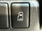 【パワースライドドア】スマートキーや運転席のスイッチでスライドドアの開閉が可能♪電動だから力を入れてドアを開ける必要が無く、小さいお子様でも、重い荷物を持っている時もラクに開け閉めできます♪