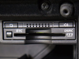 ★ETC(DSRC)が装備されています!!社外品とは違い収まりの良いデザインが人気!高速道路を利用する際は必需品ですよね!!ストレス無く料金所を通過出来ます!!
